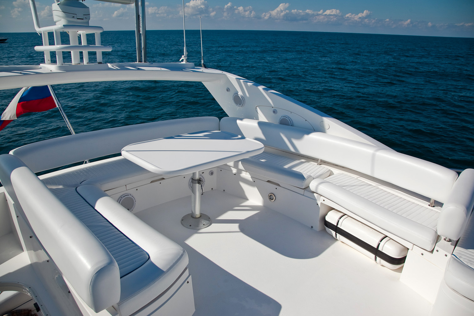 Sunseeker Manhattan 66 | Интерьер 1
