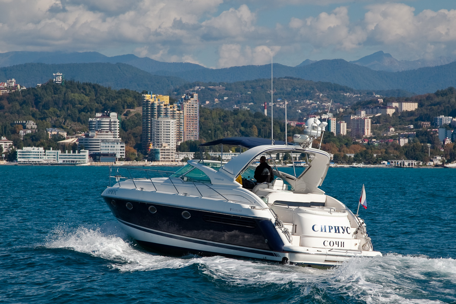 Fairline Targa 43 | Экстерьер 9