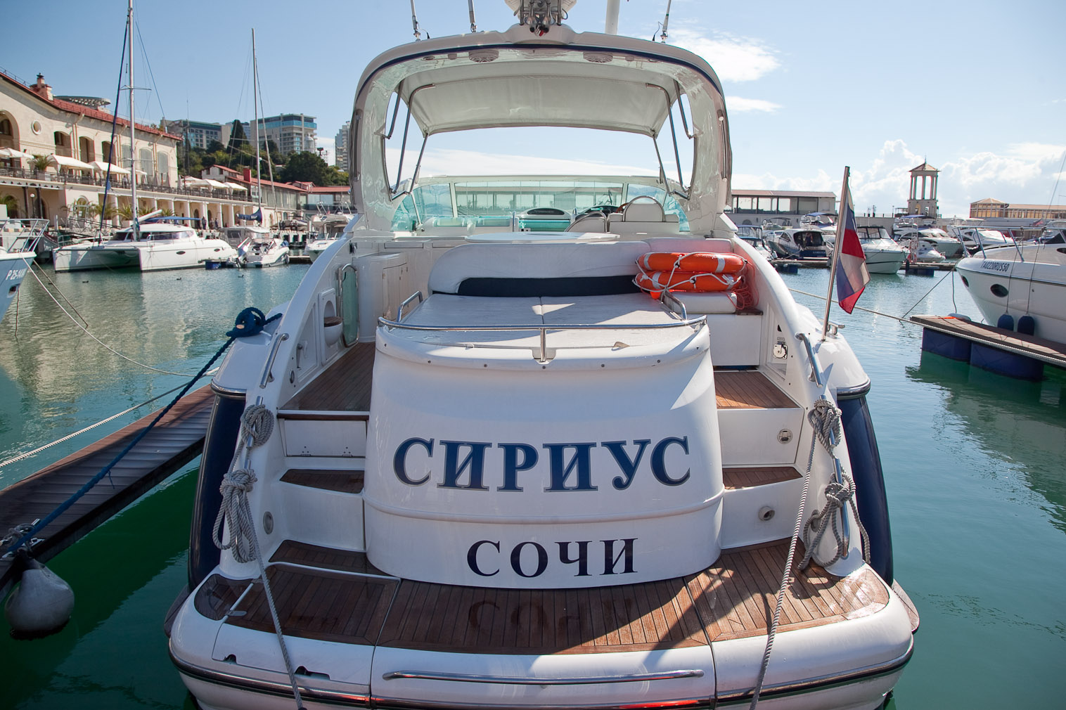 Fairline Targa 43 | Экстерьер 15