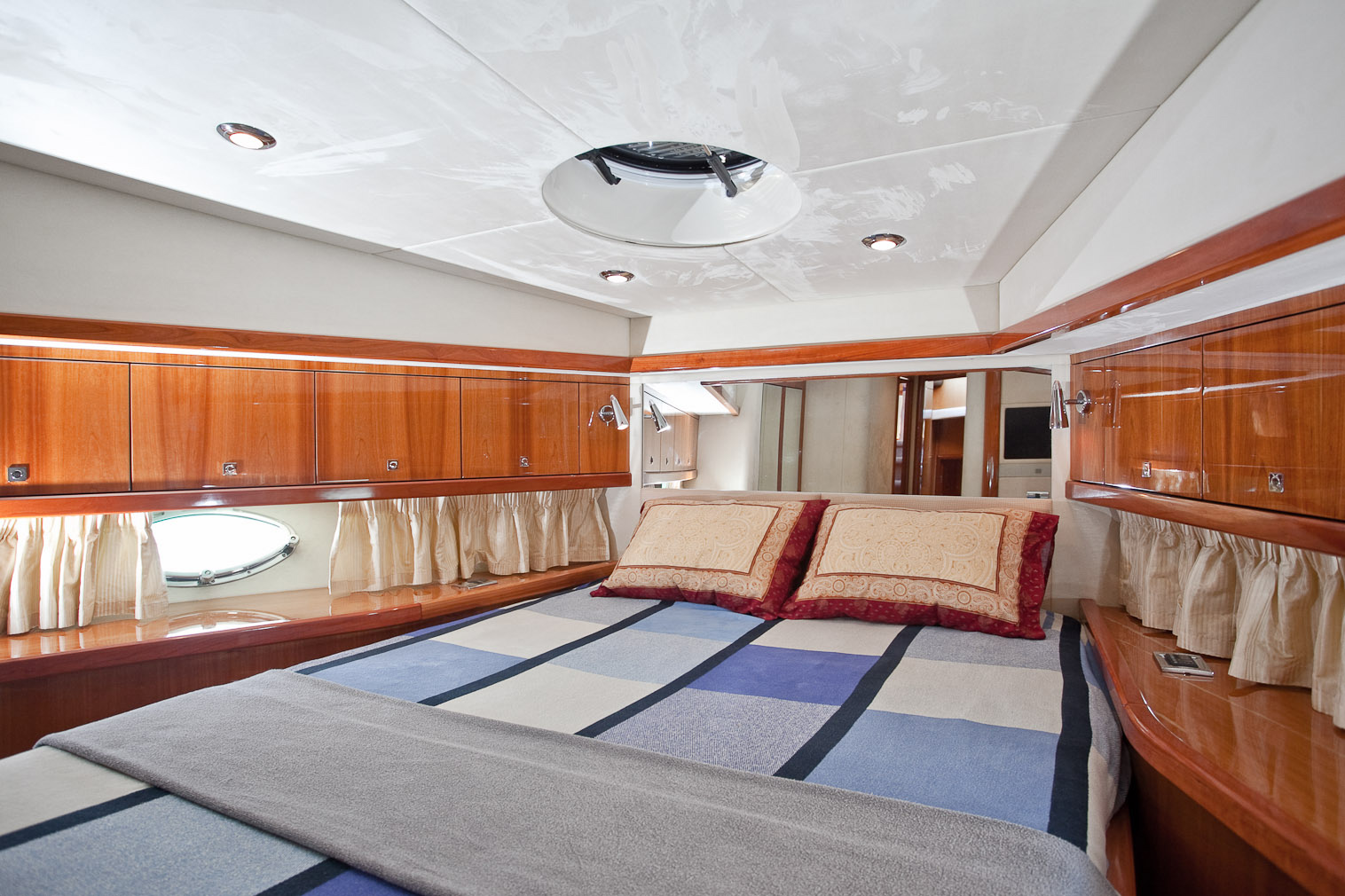 Sunseeker Manhattan 66 | Интерьер 38