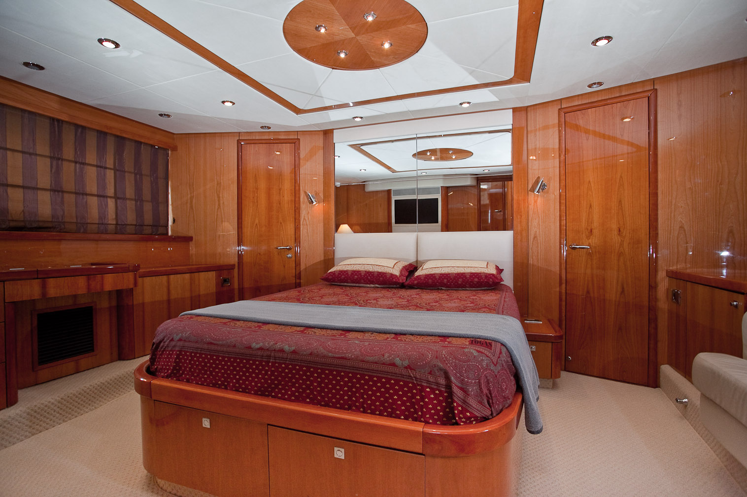 Sunseeker Manhattan 66 | Интерьер 33