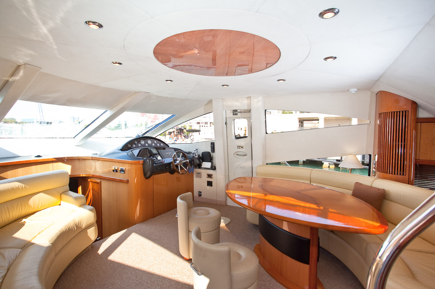 Sunseeker Manhattan 66 | Интерьер 18