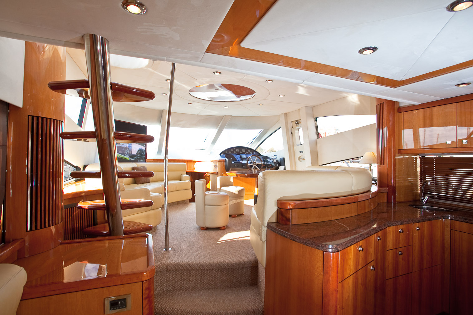 Sunseeker Manhattan 66 | Интерьер 20