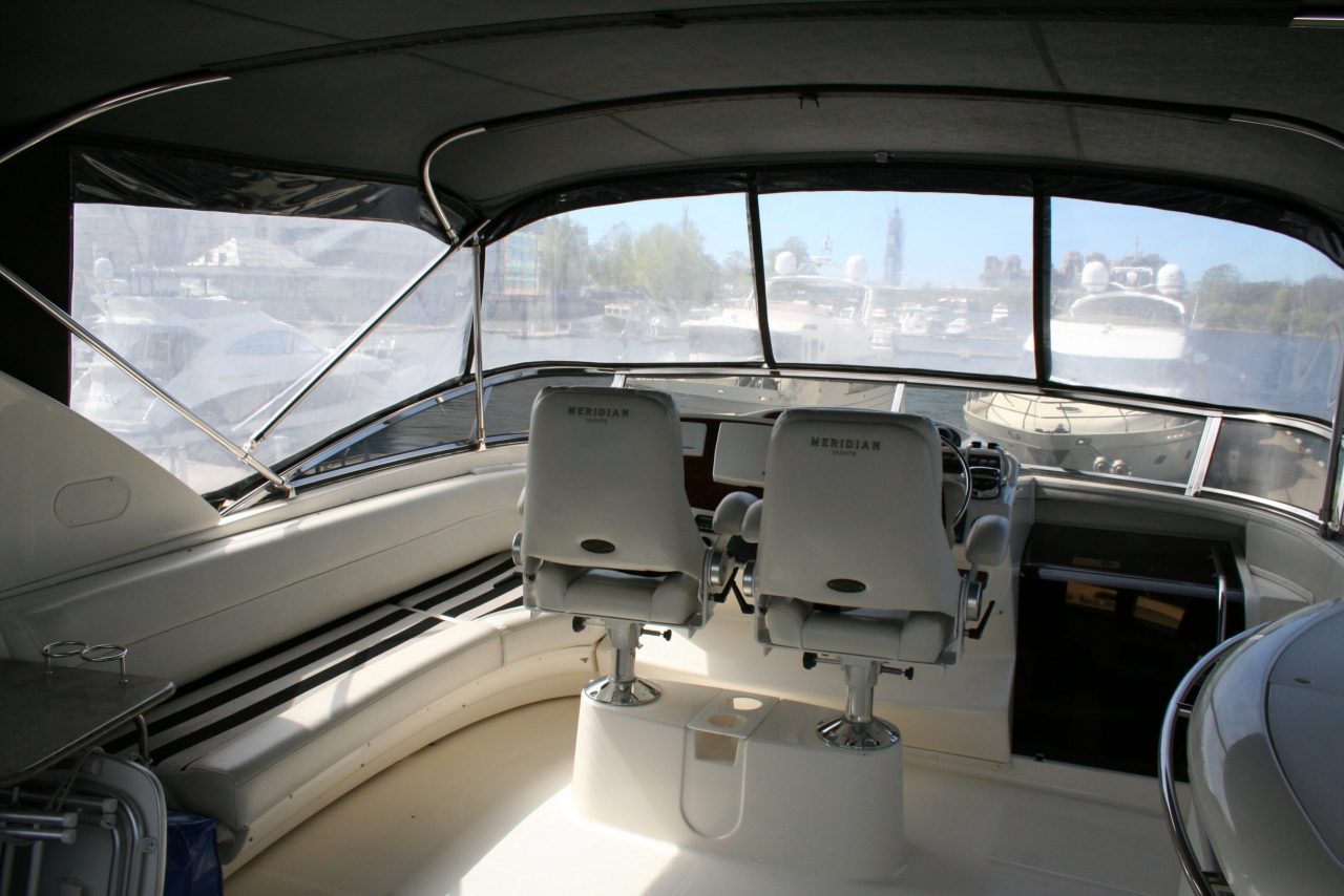 Meridian 580 | Интерьер 5