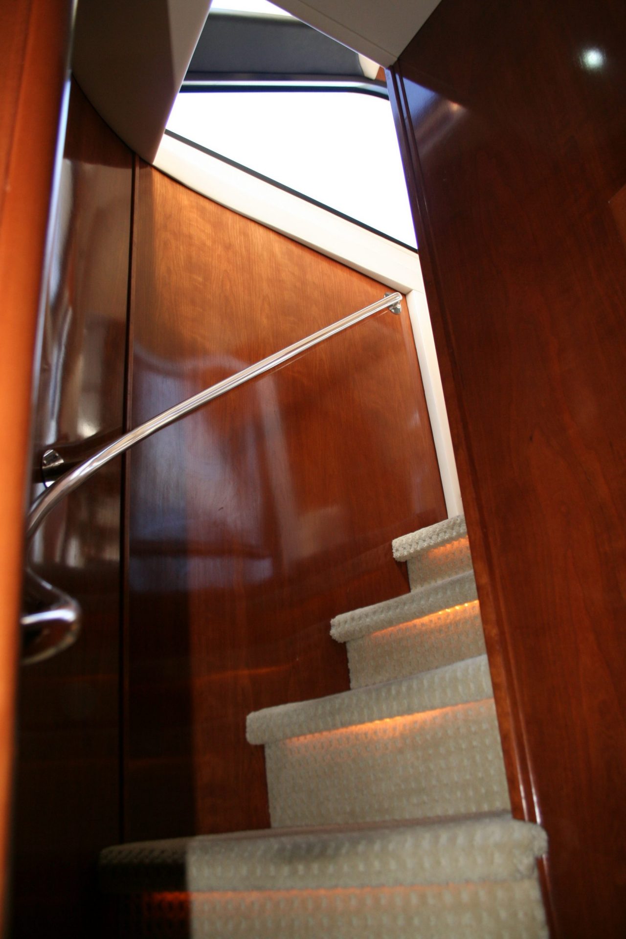 Meridian 580 | Интерьер 39