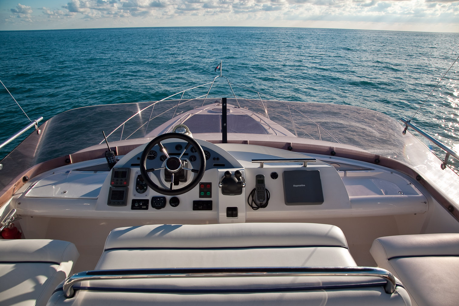 Fairline Phantom 46 | Интерьер 5