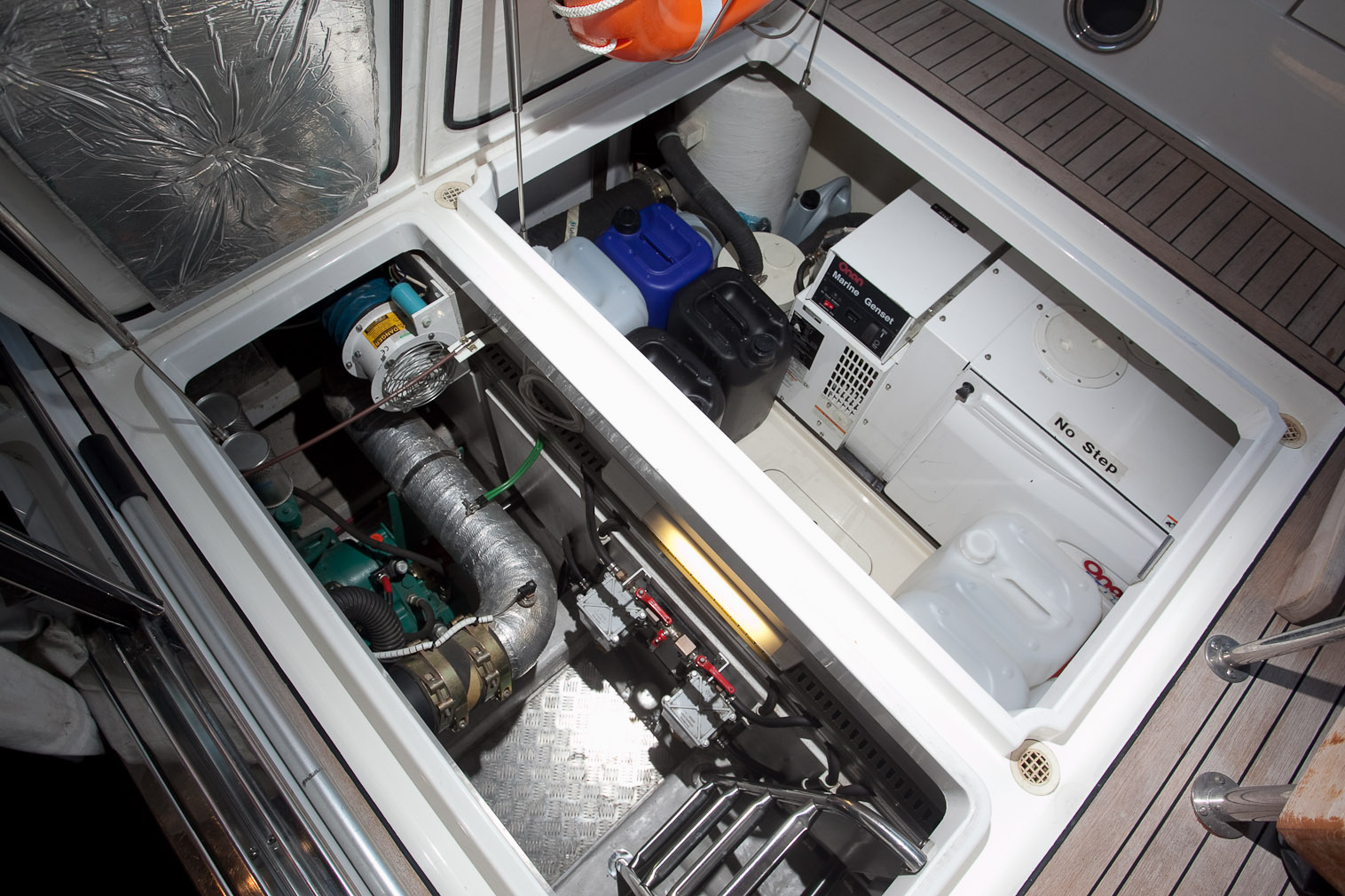 Fairline Phantom 46 | Интерьер 13