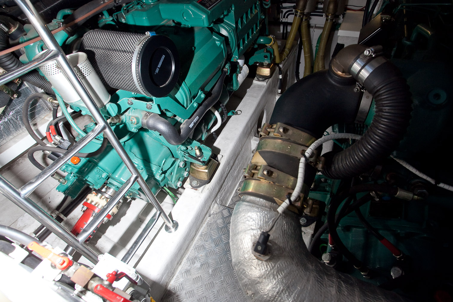 Fairline Phantom 46 | Интерьер 16