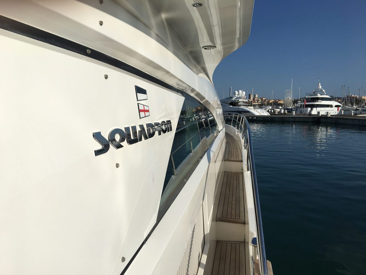 Fairline Squadron 68 | Экстерьер 7