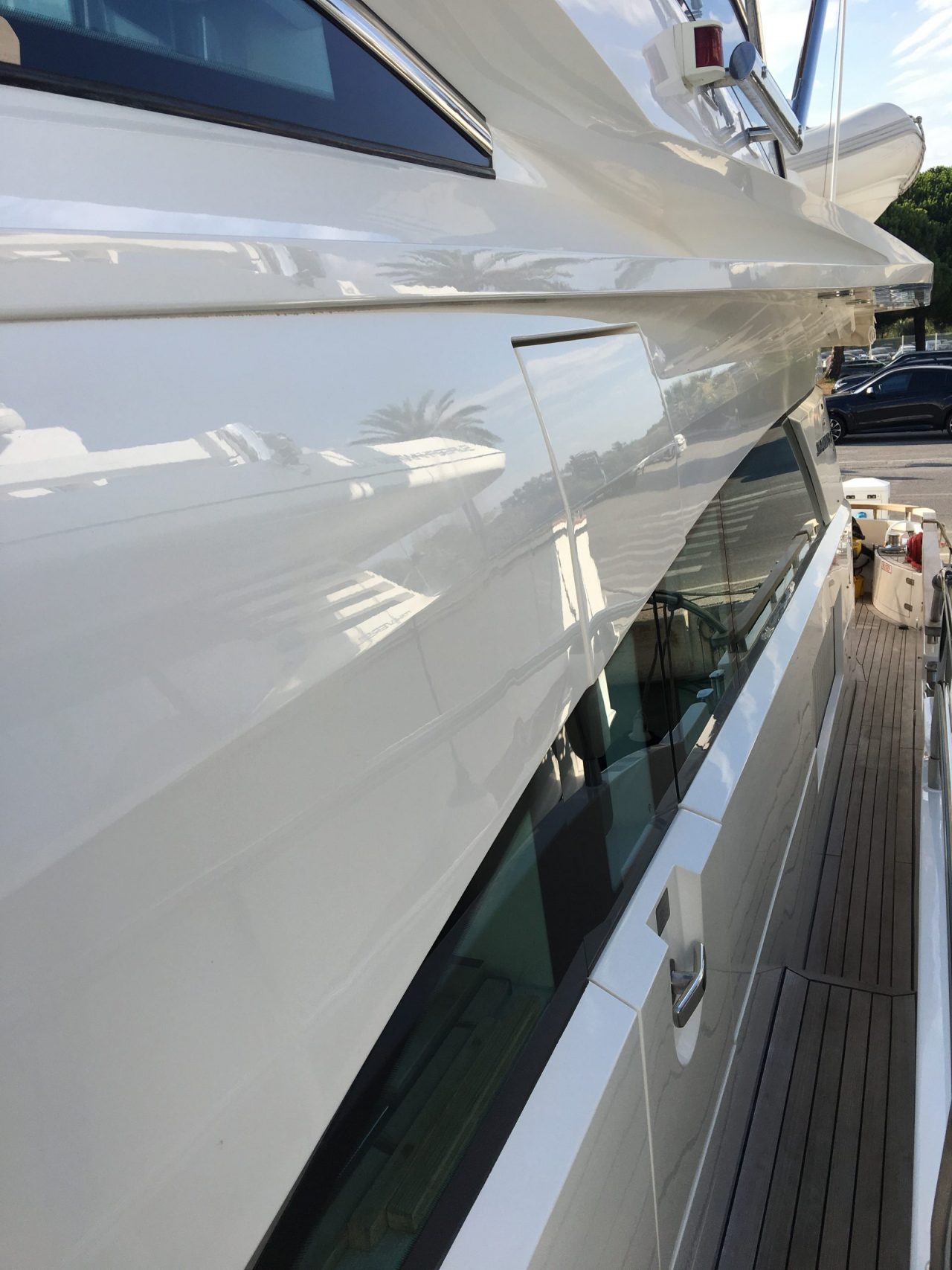 Fairline Squadron 68 | Экстерьер 9
