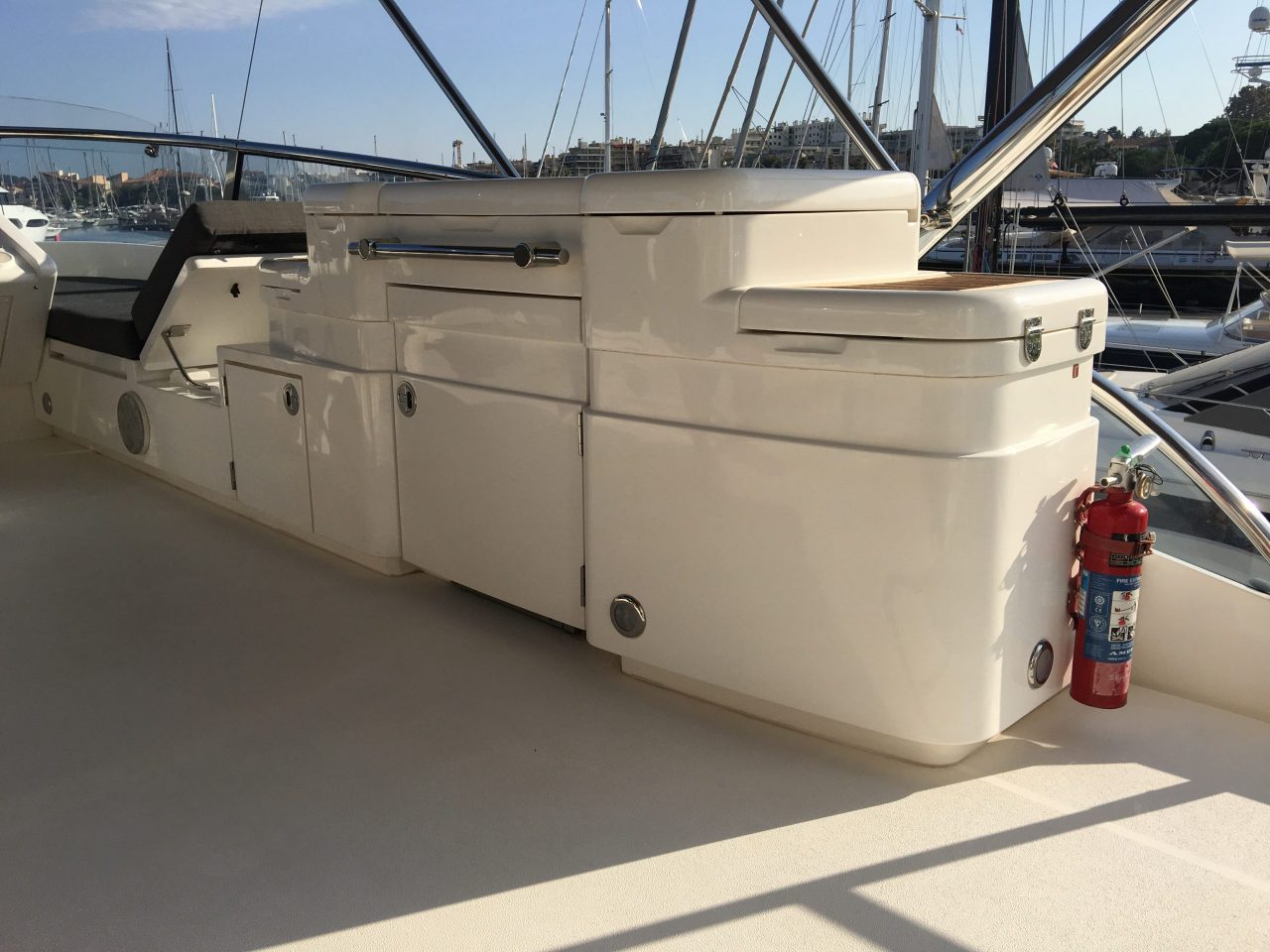 Fairline Squadron 68 | Интерьер 5