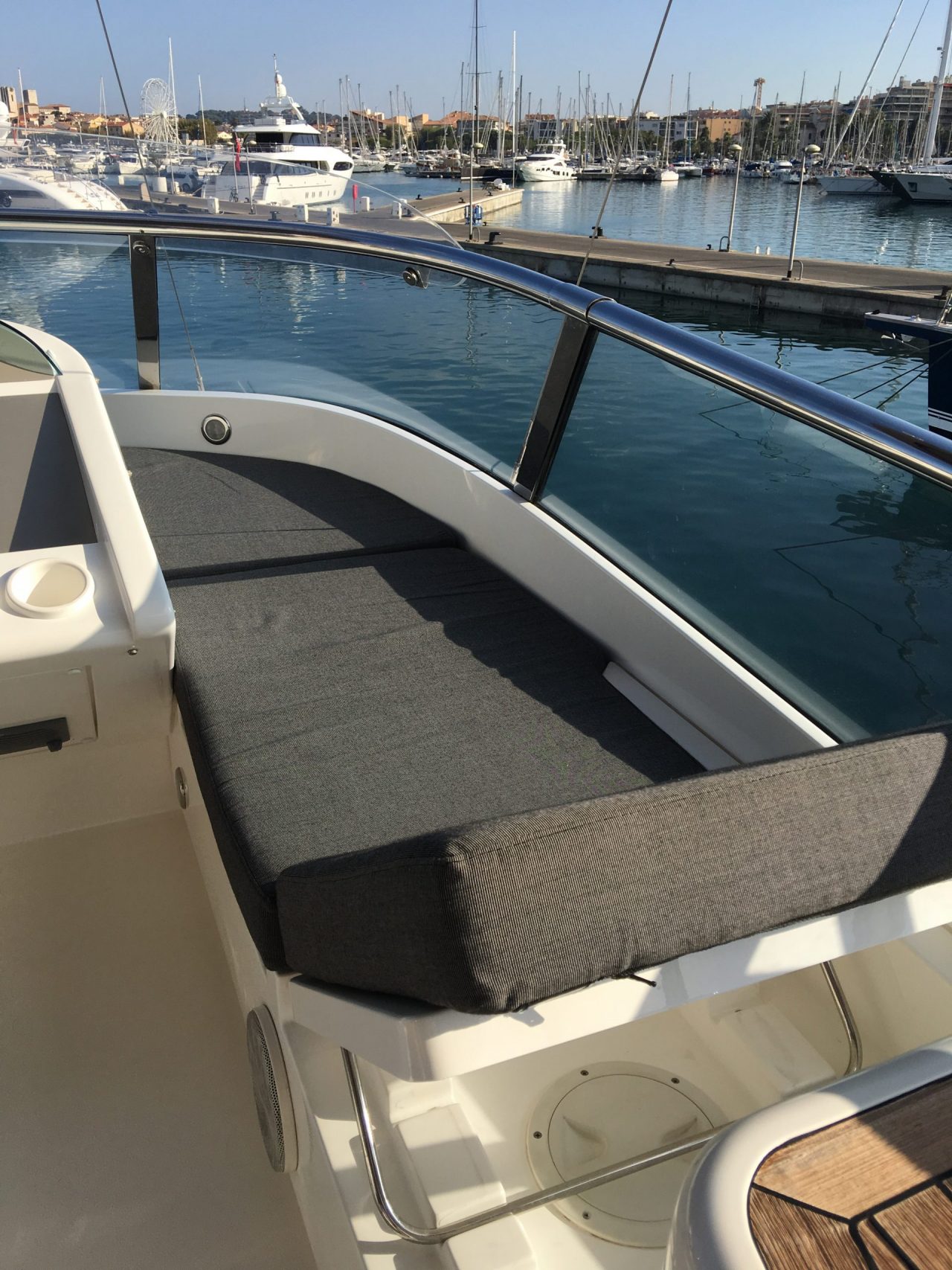 Fairline Squadron 68 | Интерьер 8