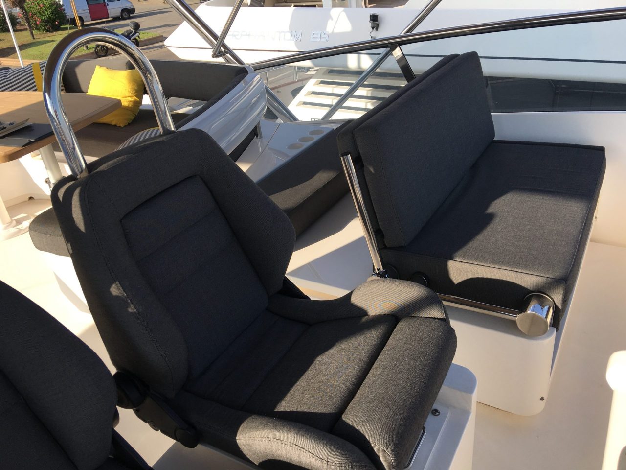 Fairline Squadron 68 | Интерьер 9