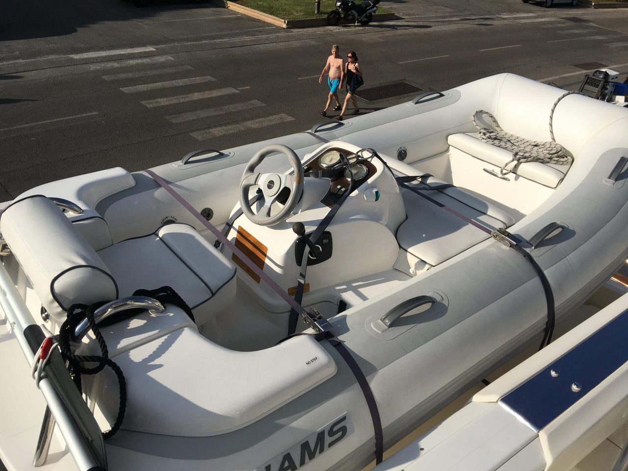 Fairline Squadron 68 | Интерьер 11