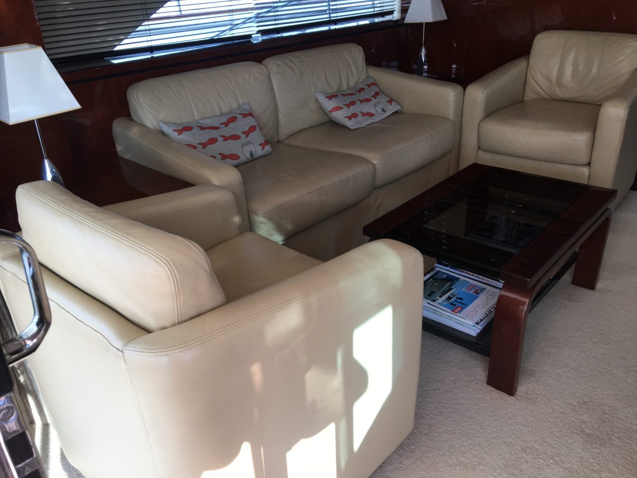 Fairline Squadron 68 | Интерьер 14