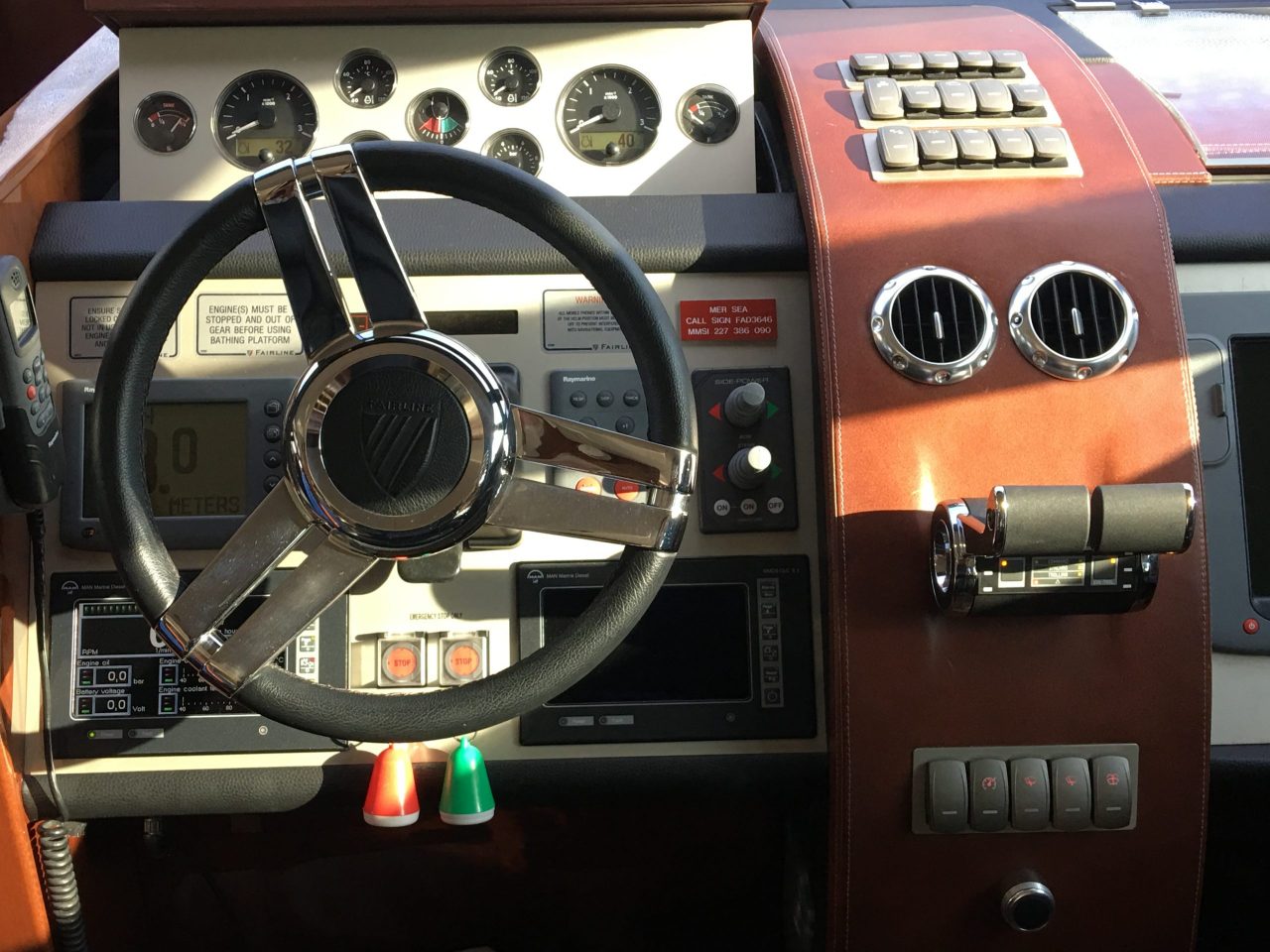 Fairline Squadron 68 | Интерьер 28