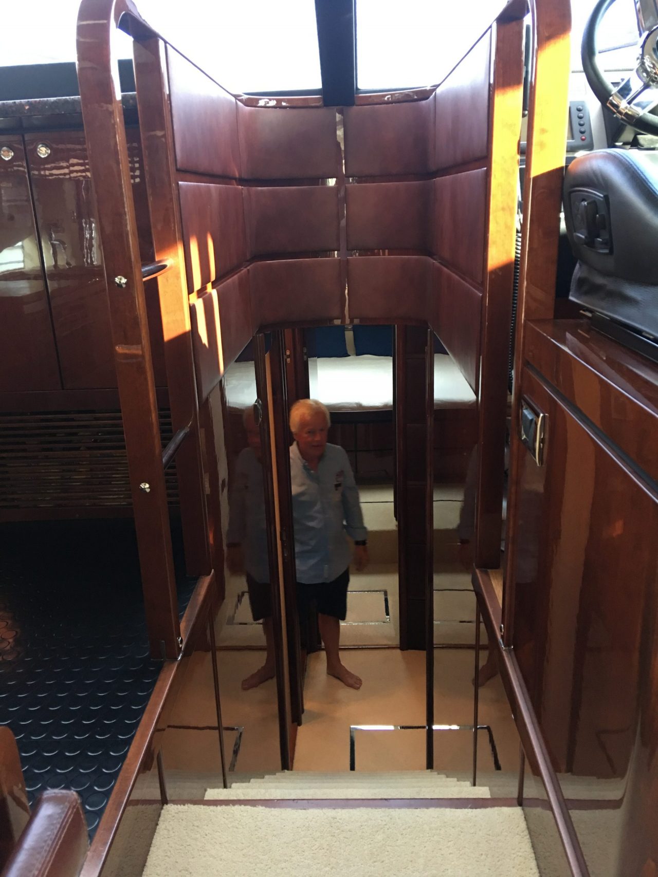 Fairline Squadron 68 | Интерьер 31