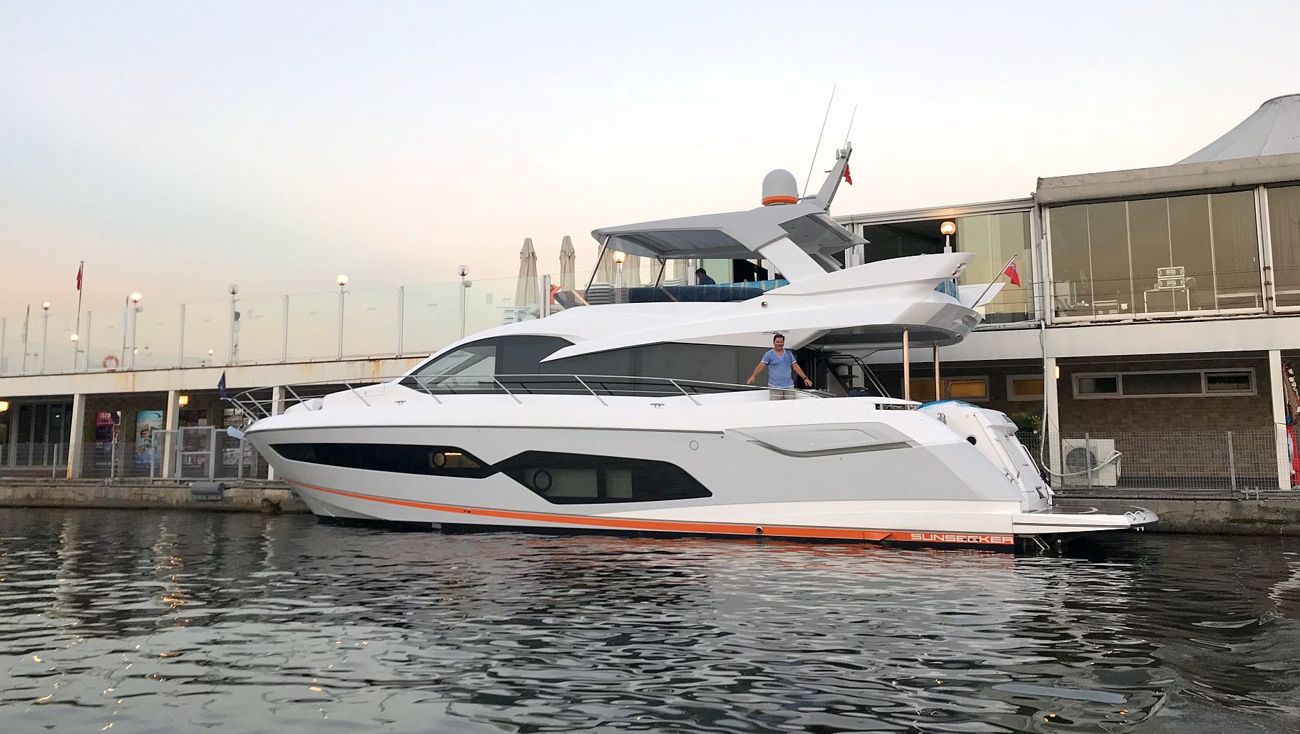 Sunseeker Manhattan 66 | Экстерьер 2