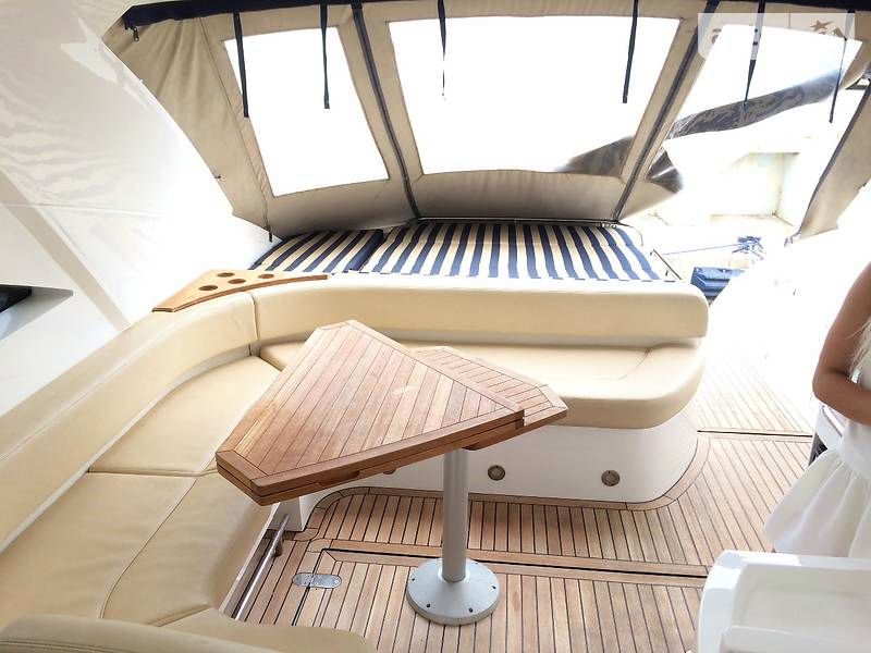 Fairline Targa 47 GT | Интерьер 2