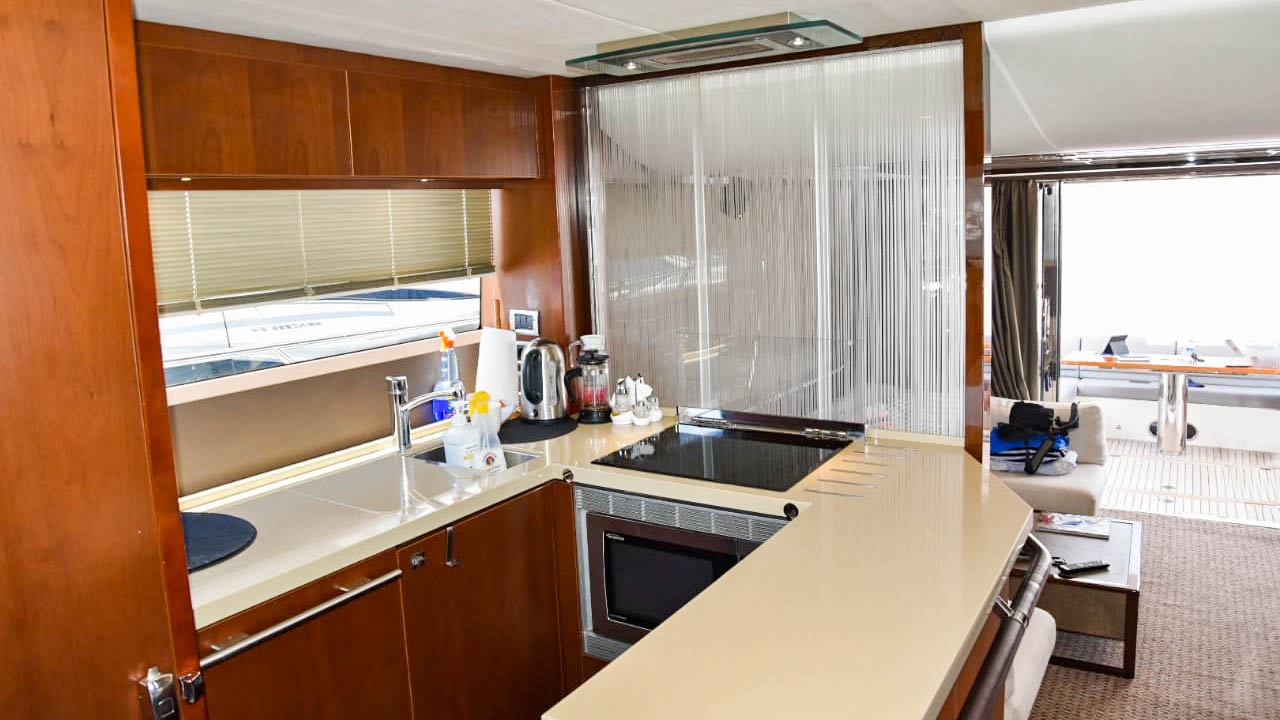 Princess 64 | Интерьер 4