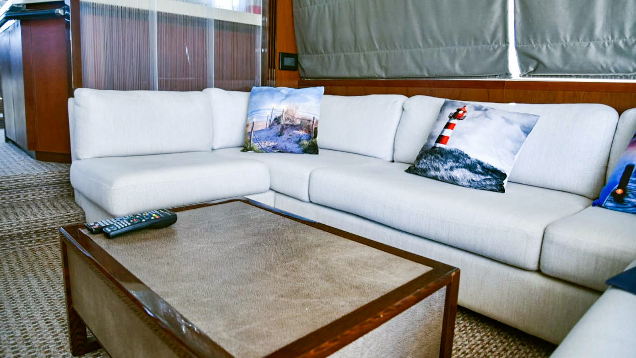 Princess 64 | Интерьер 3