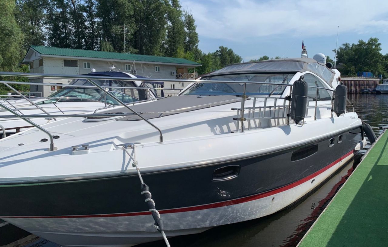 Fairline Targa 38 Open | Экстерьер 2