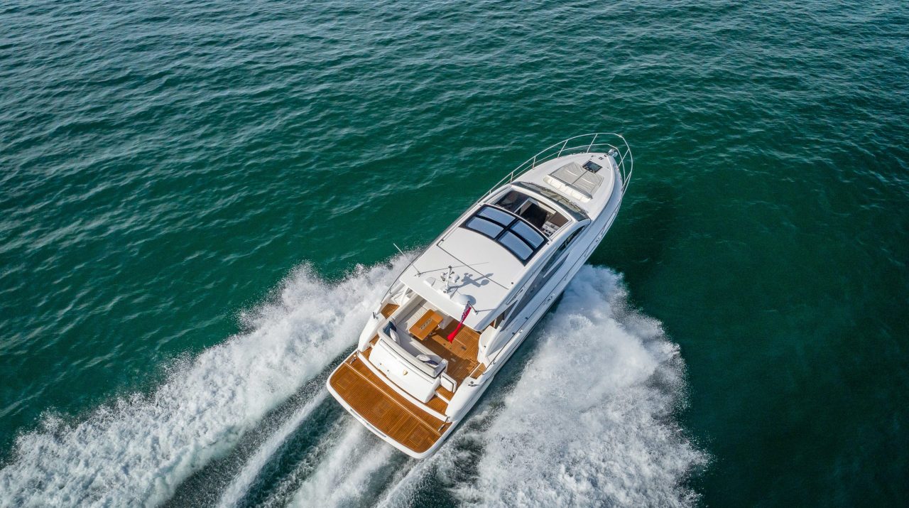 Fairline Targa 48 GT | Экстерьер 2