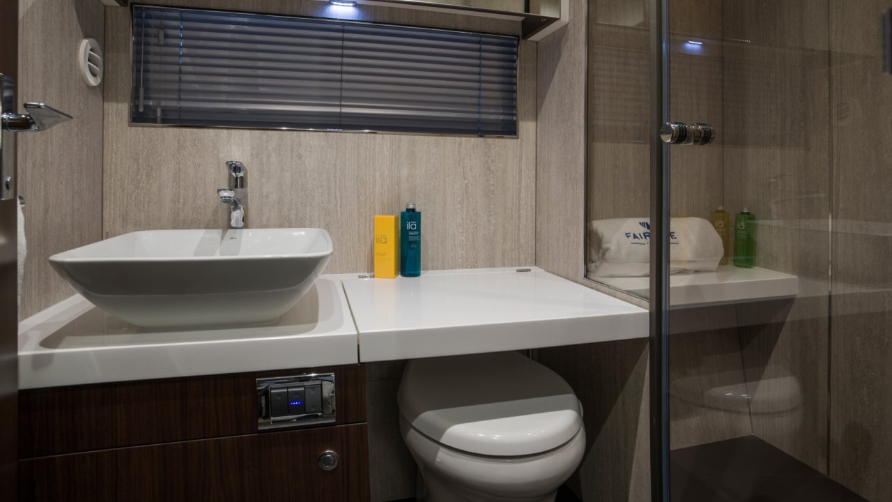 Интерьер яхты Targa 53 Open