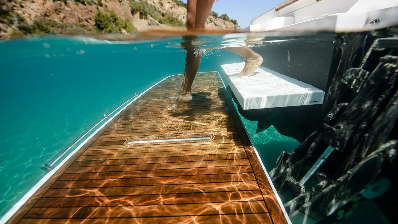 Экстерьер открытой моторной яхты Targa 53 Open