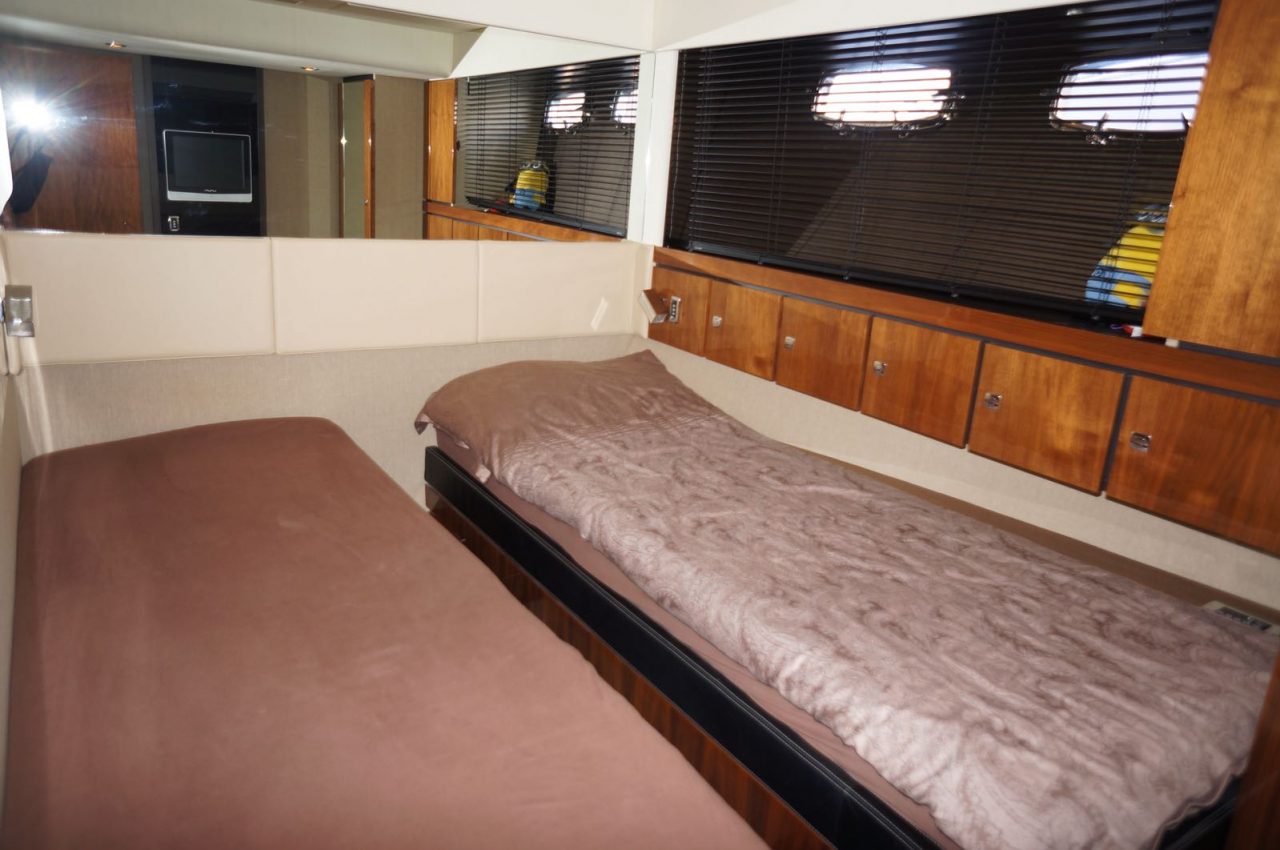 Fairline Squadron 55 | Интерьер 22