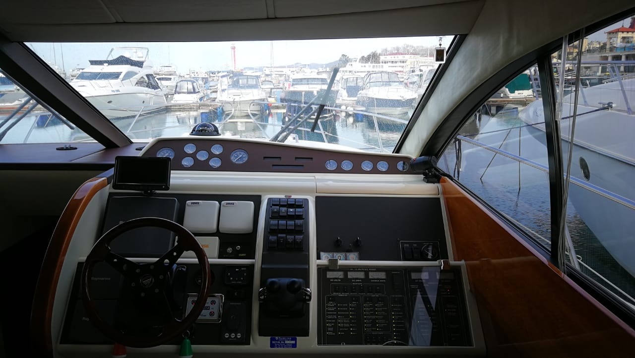 Fairline Phantom 50 | Интерьер 4