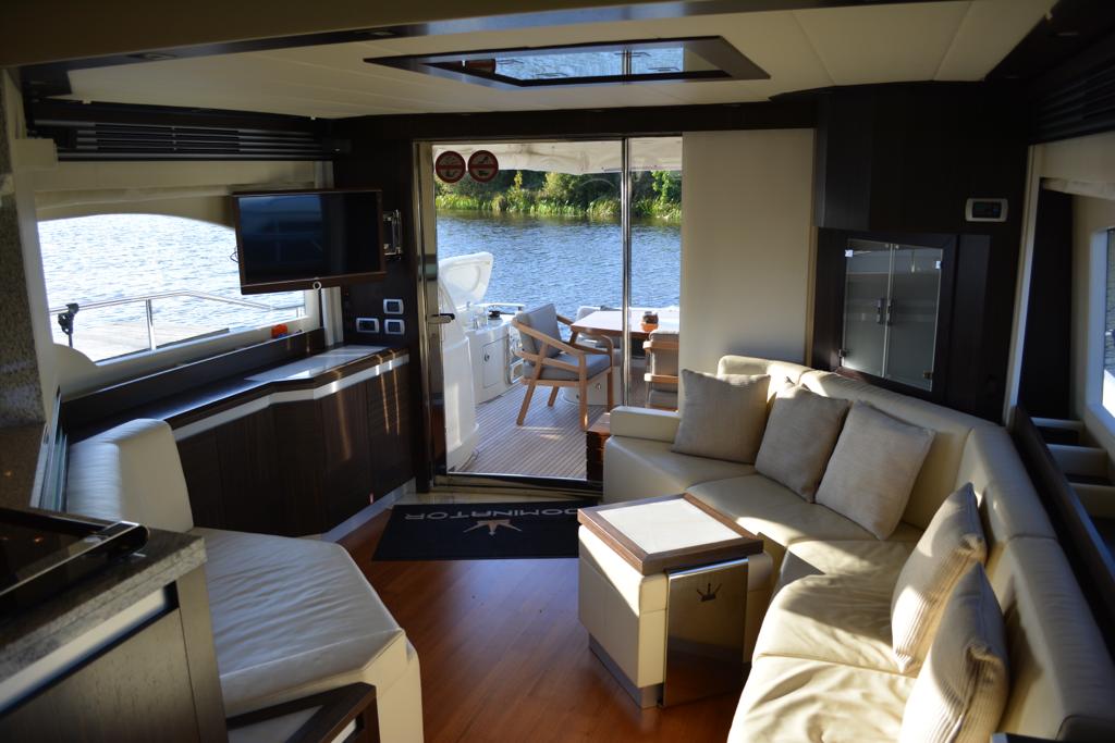 Dominator 620 | Интерьер 1