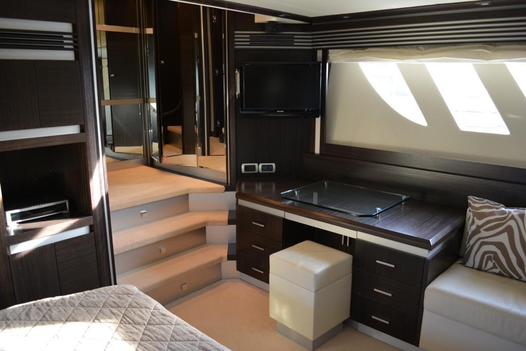 Dominator 620 | Интерьер 2