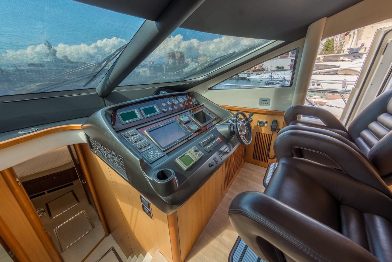 Sunseeker Manhattan 70 | Интерьер 4