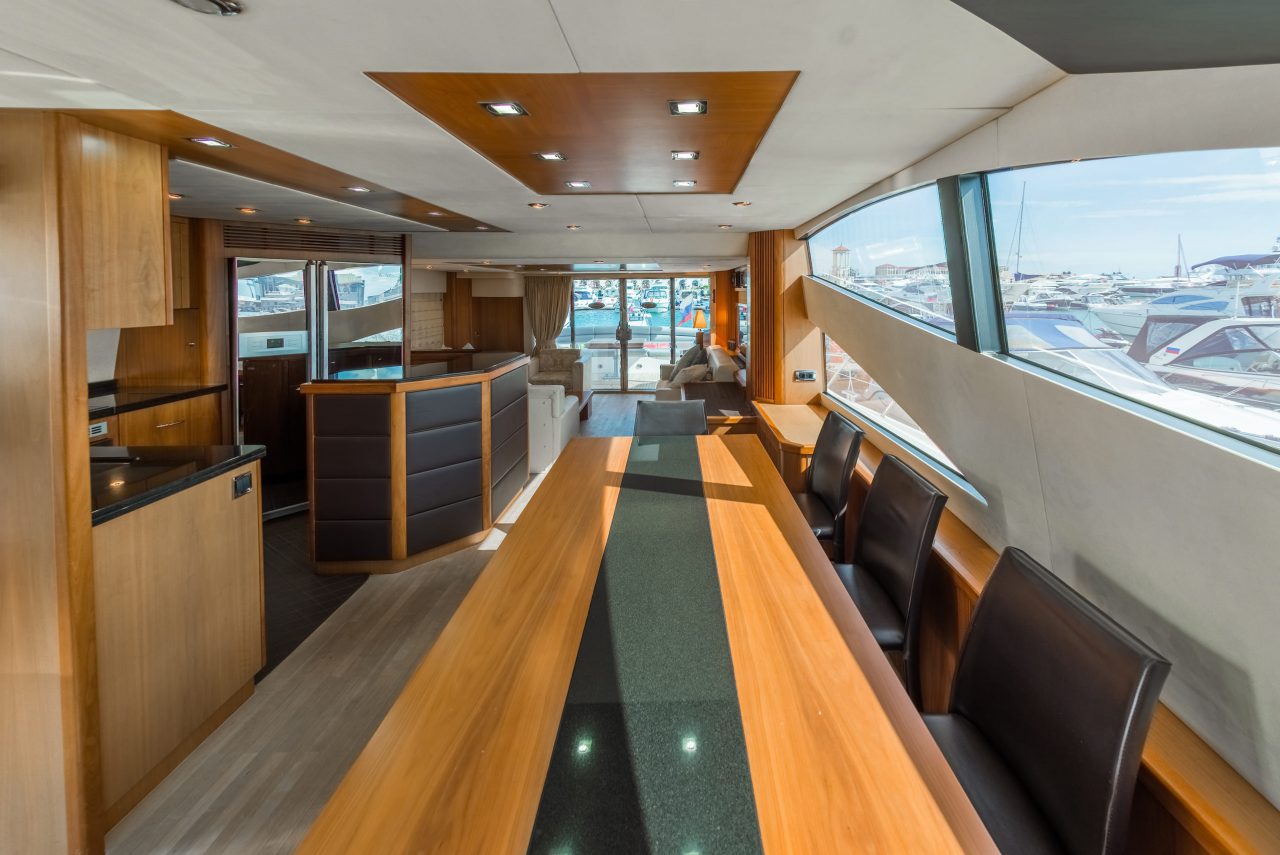 Sunseeker Manhattan 70 | Интерьер 8