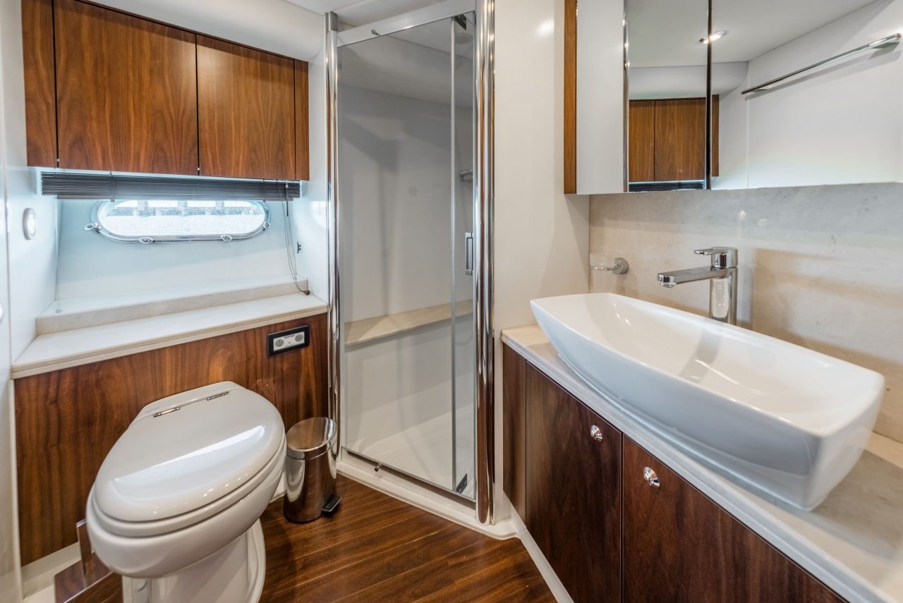 Sunseeker Manhattan 70 | Интерьер 10