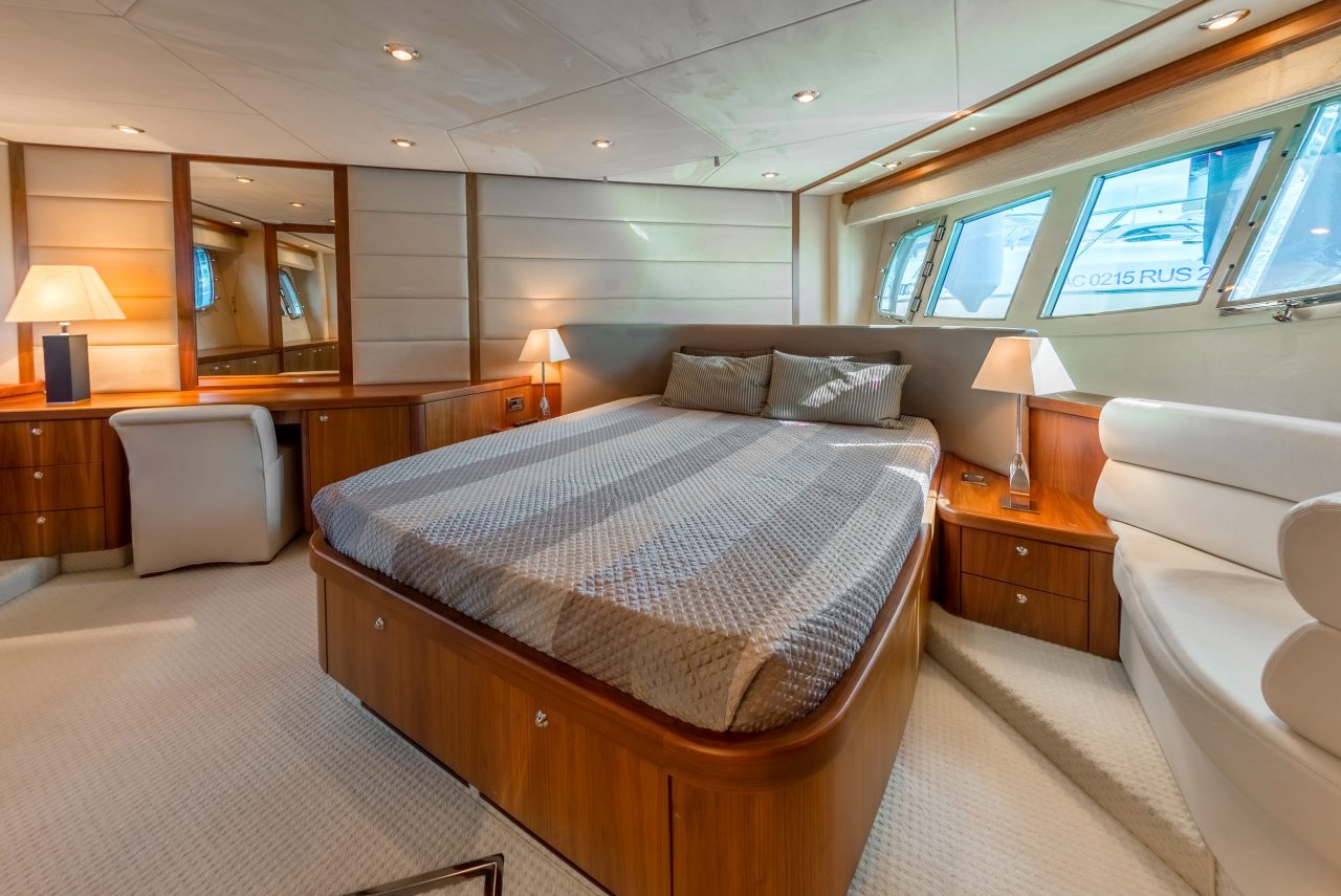 Sunseeker Manhattan 70 | Интерьер 11