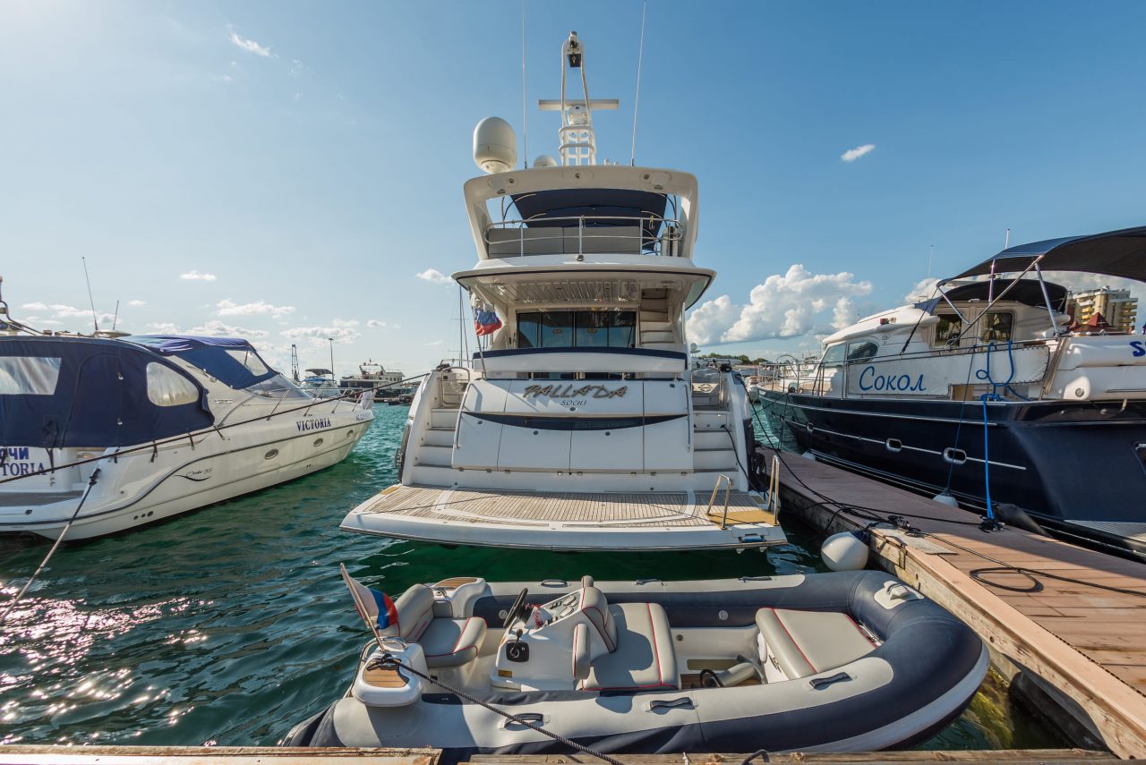Sunseeker Manhattan 70 | Экстерьер 3