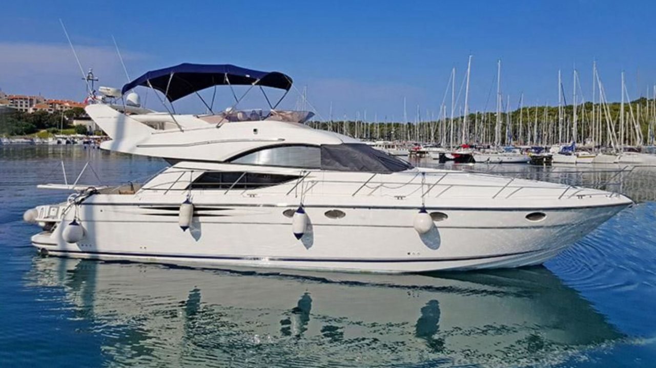 Fairline Phantom 50 | Экстерьер 1