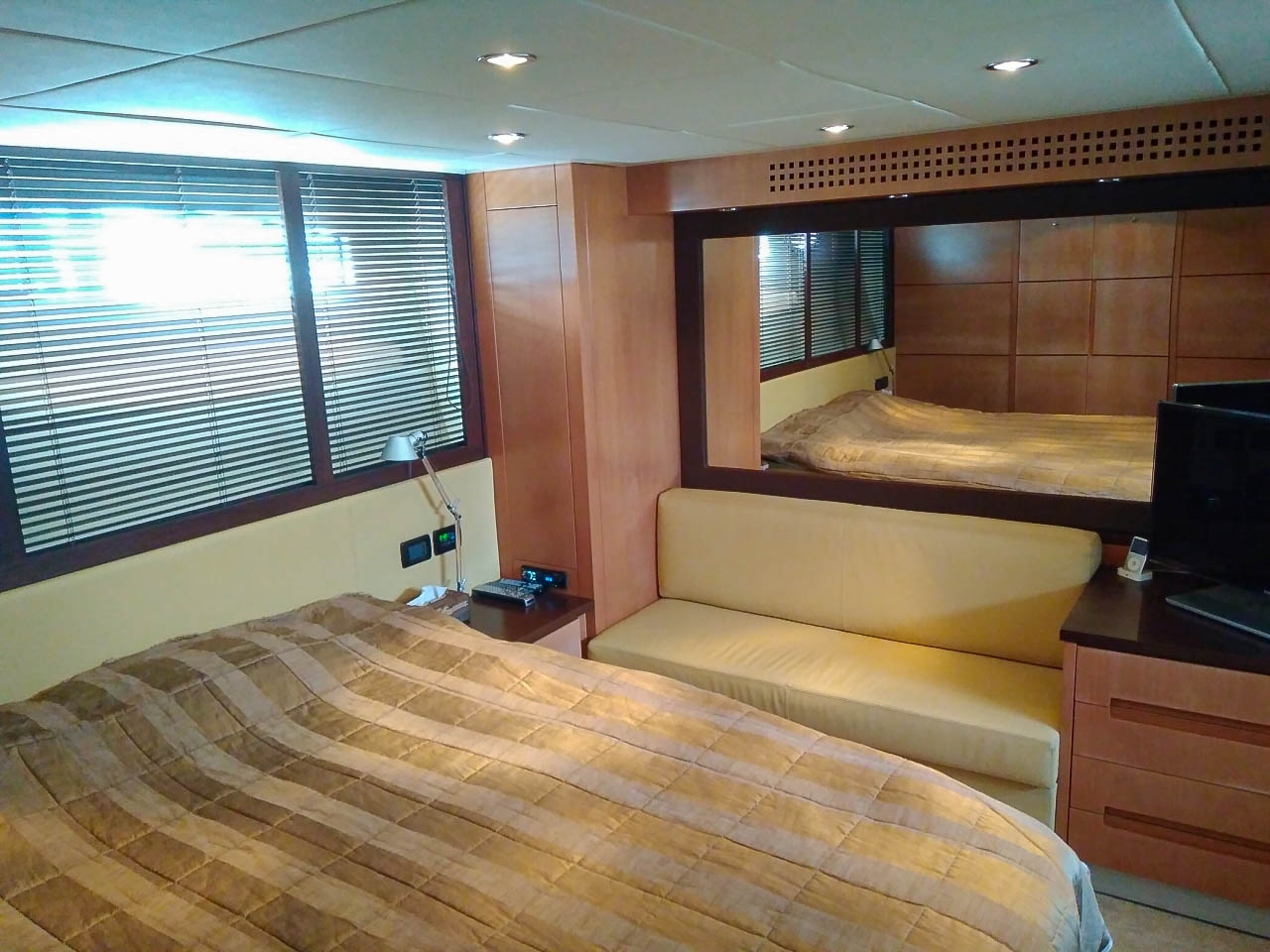 Pershing 56 | Интерьер 4