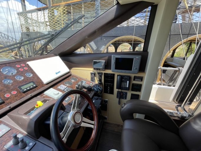 Princess 85 (009) | Интерьер 5