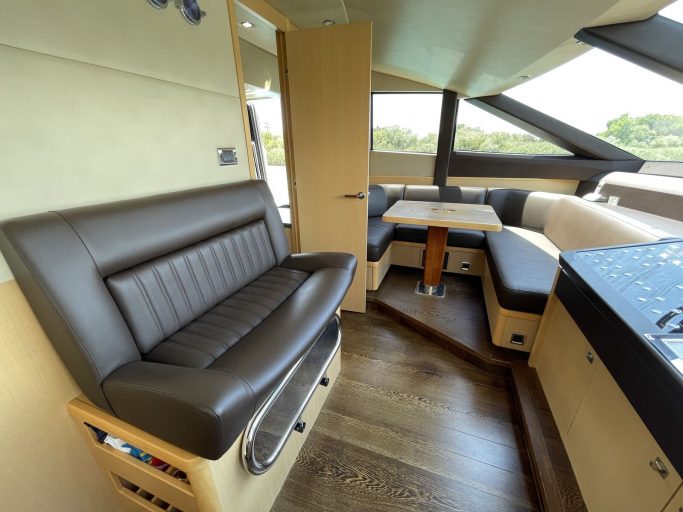 Princess 85 (009) | Интерьер 7