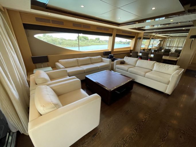 Princess 85 (009) | Интерьер 1