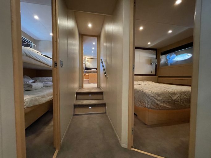 Princess 85 (009) | Интерьер 26