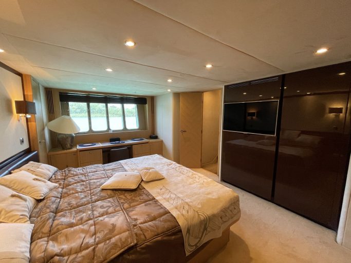 Princess 85 (009) | Интерьер 22