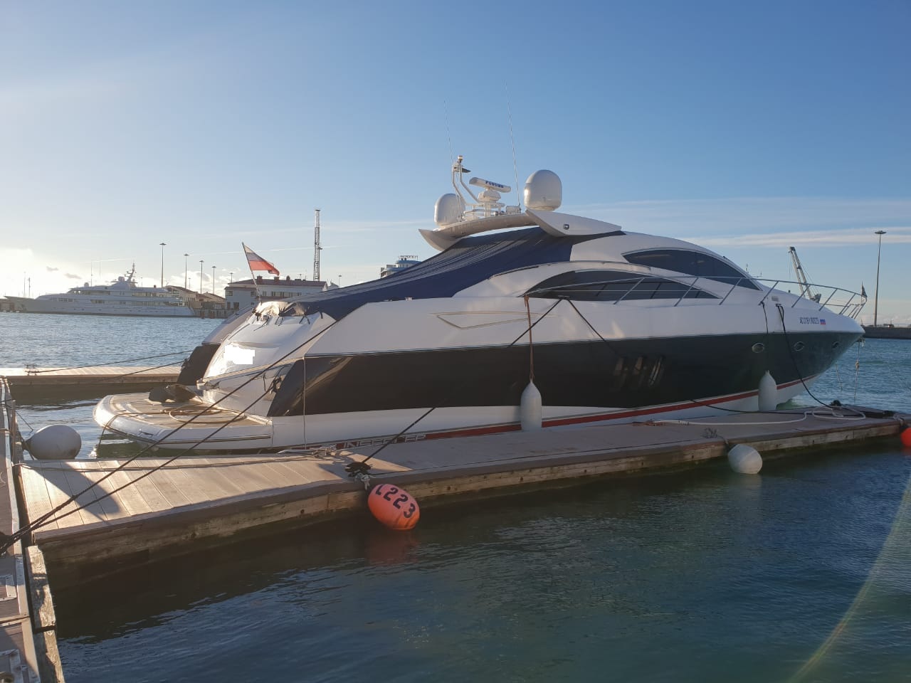 Sunseeker Predator 72 | Экстерьер 1