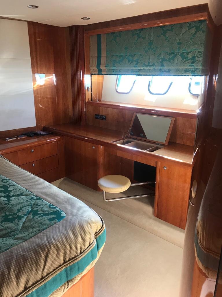 Sunseeker Predator 72 | Интерьер 8