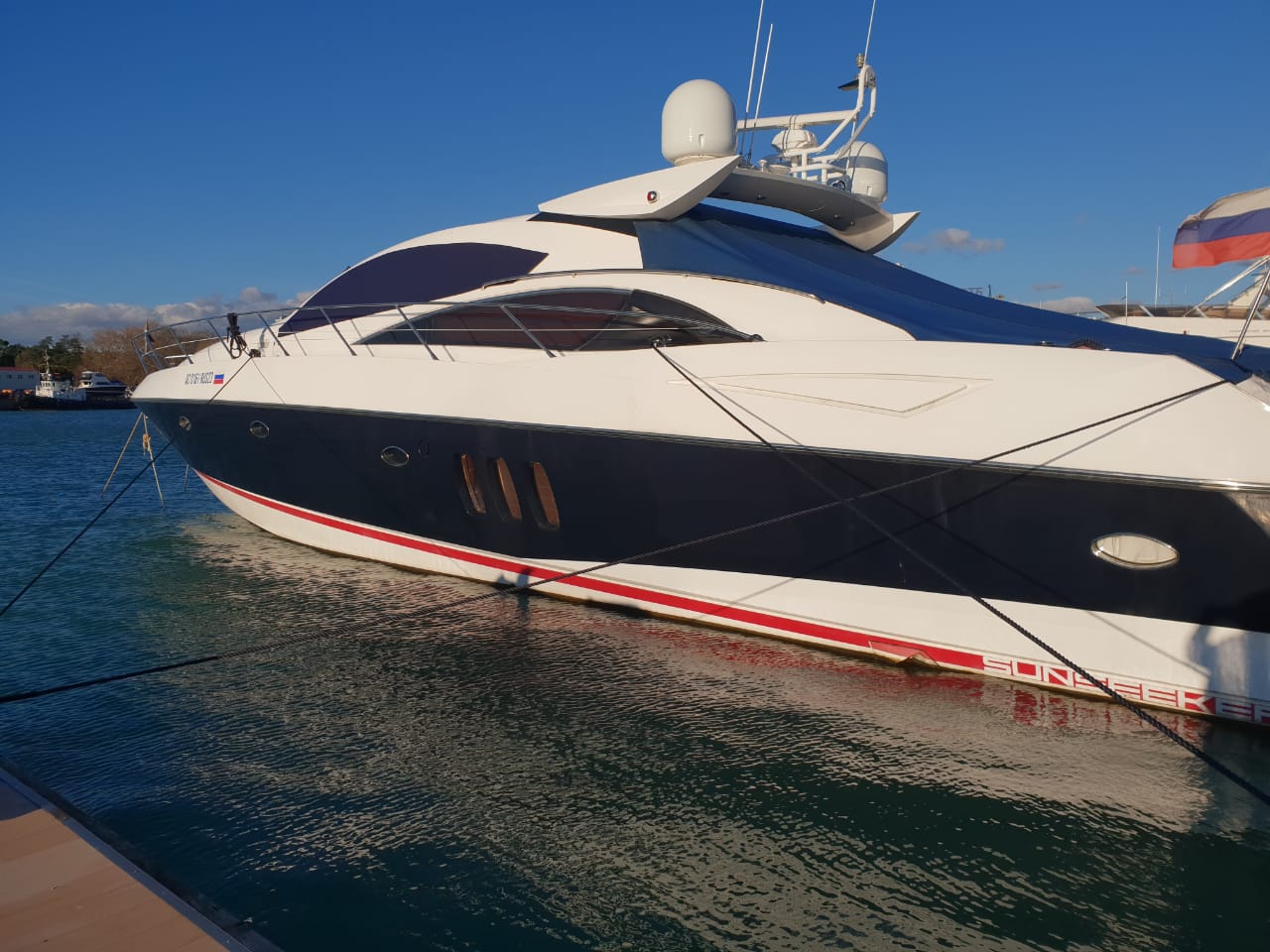 Sunseeker Predator 72 | Экстерьер 2
