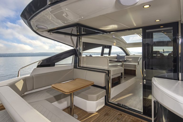 Яхта Fairline Targa 45 GT
