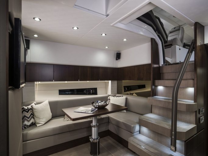 Targa 50 Open | Интерьер 9